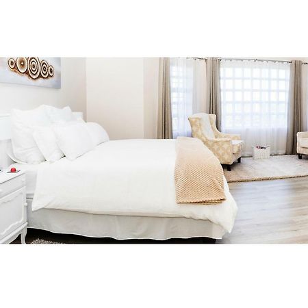 Settle Inn Self Catering Accommodation โคลเชสเตอร์ ภายนอก รูปภาพ