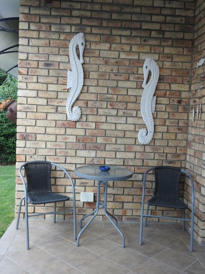 Settle Inn Self Catering Accommodation โคลเชสเตอร์ ภายนอก รูปภาพ